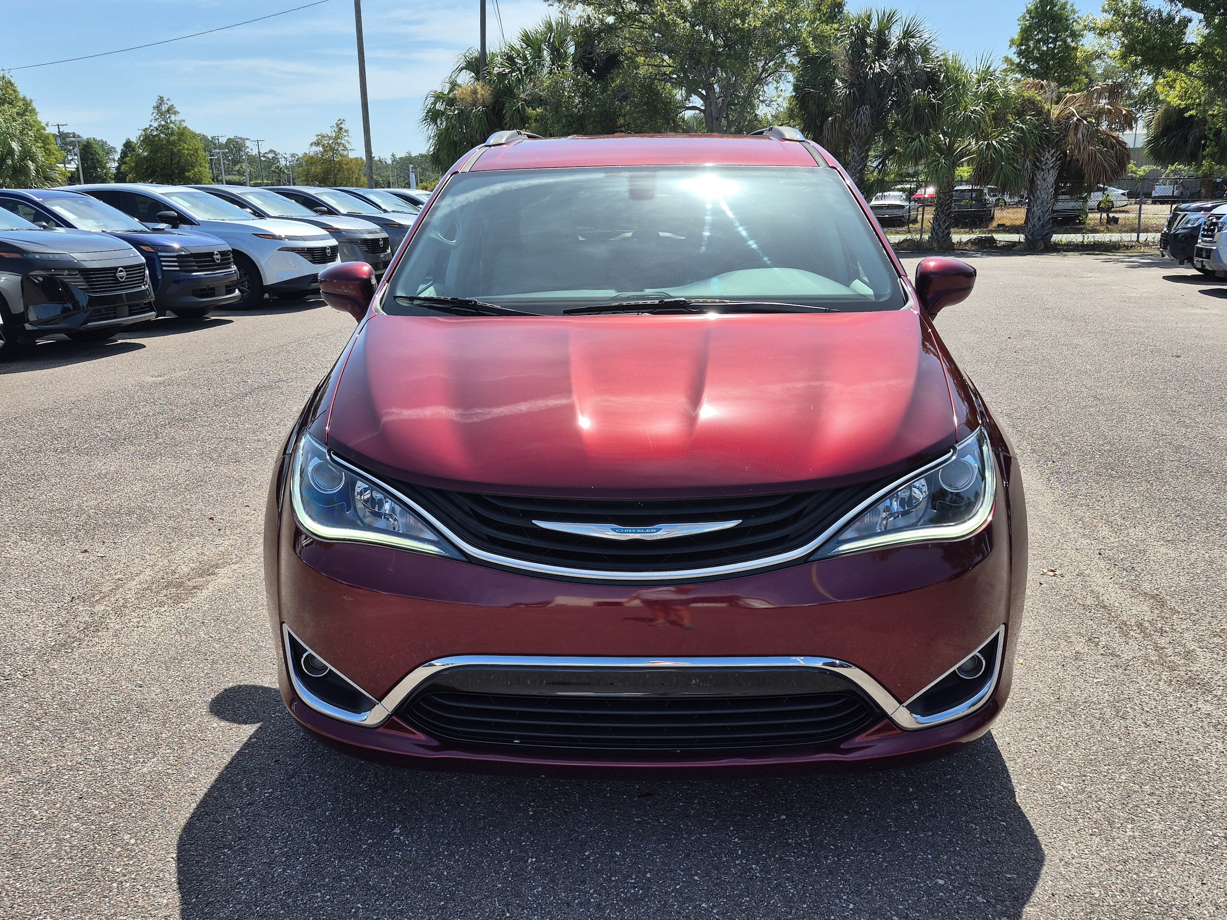chrysler pacifica hybrid 2018 2C4RC1L74JR331376 image chrysler pacifica hybrid 2018 2C4RC1L74JR331376 image